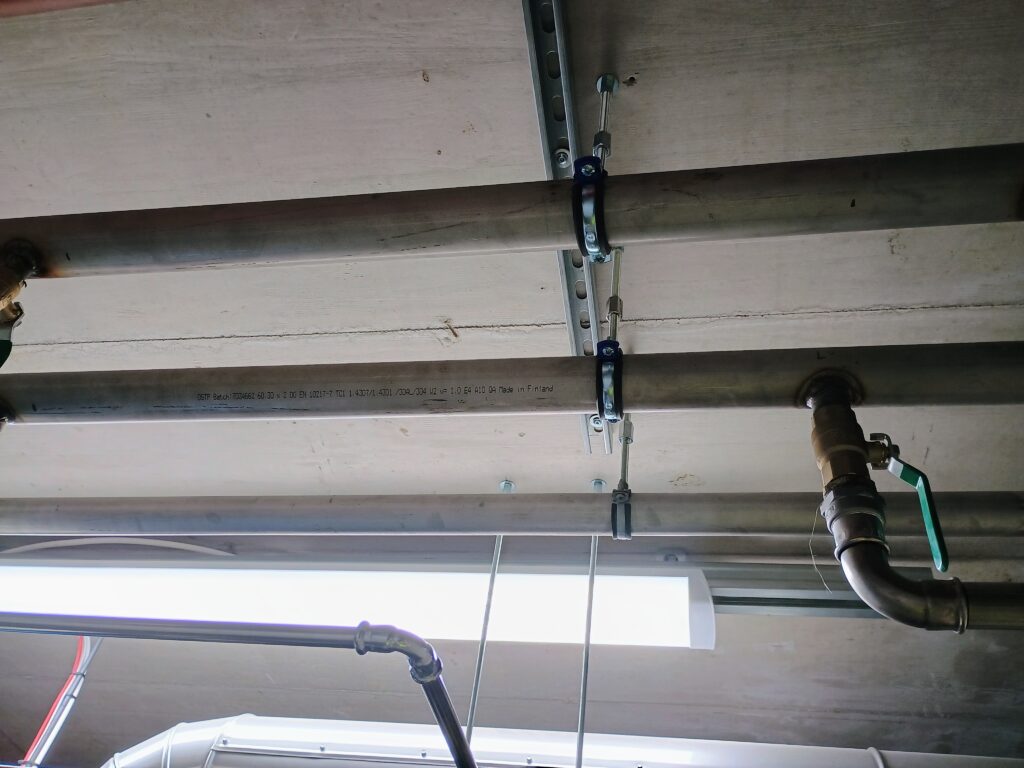 Cooling pipelines near the ceiling.
